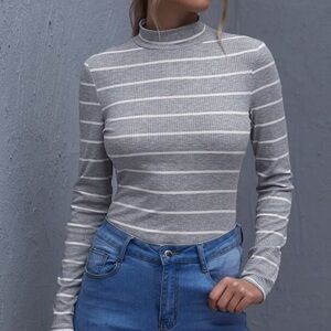 SWS Essentials turtleneck neck sweatshirt striped Size M